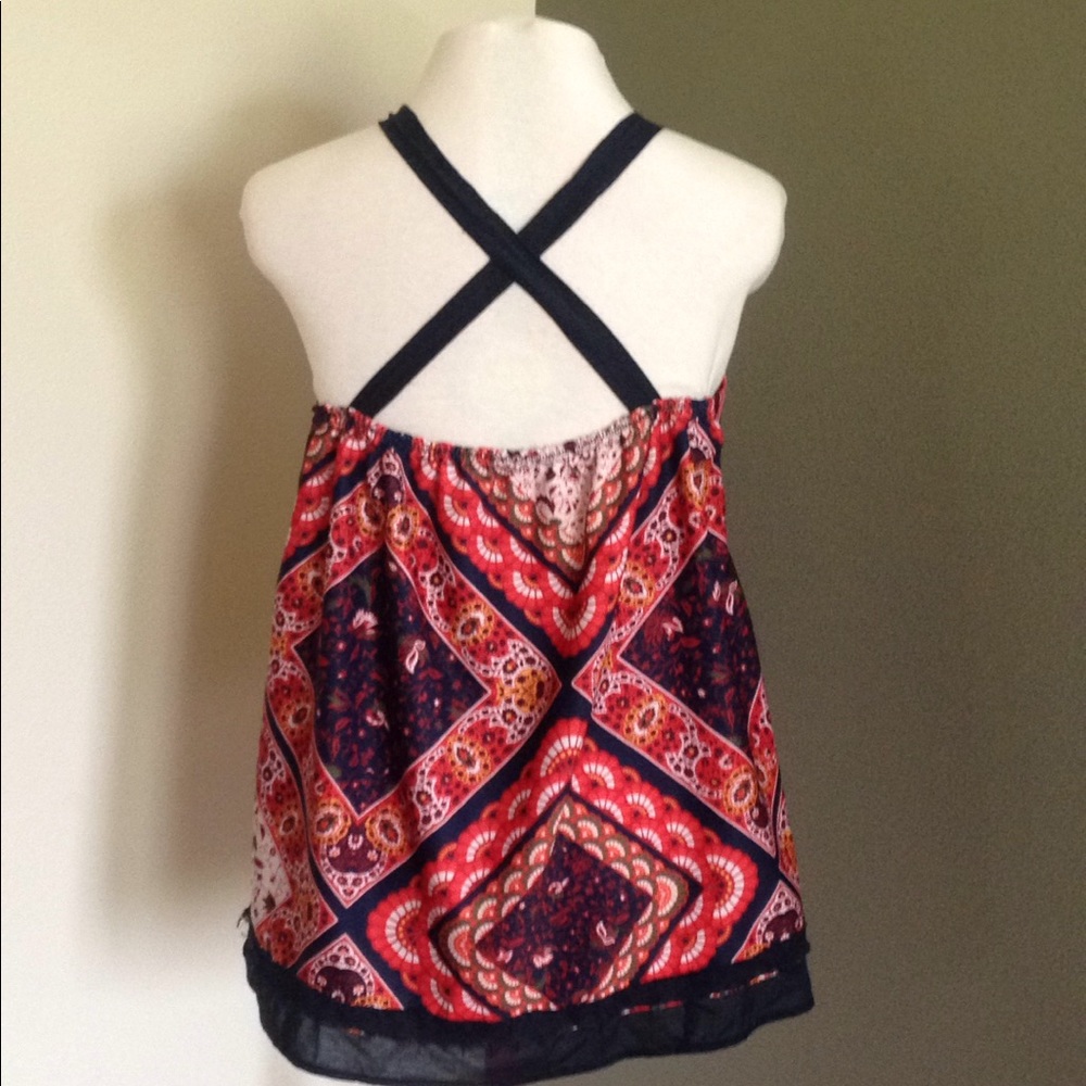 Halter top - Picture 2 of 5
